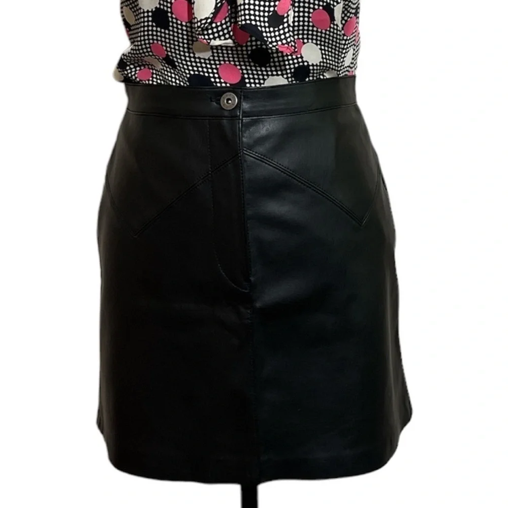 BB Dakota Keep Livin Vegan Faux Leather Mini Skirt in Black size 4 NWT
